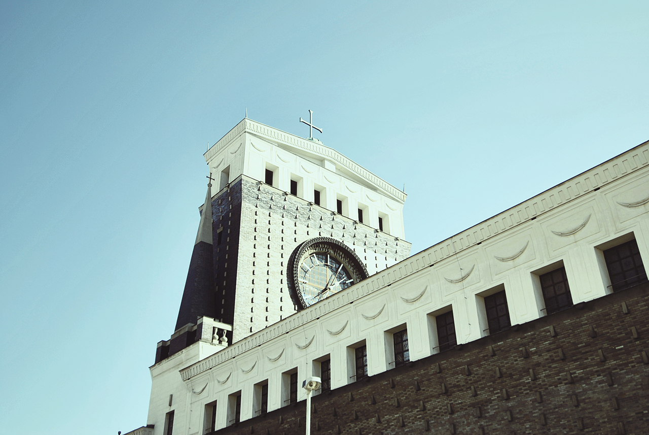 Cargo Church With Hidden Clock